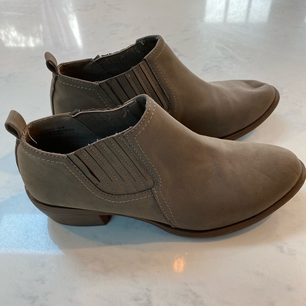 Brown ankle boots